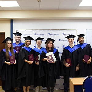 Выпускники центра «Специалист» получили дипломы в торжественной обстановке